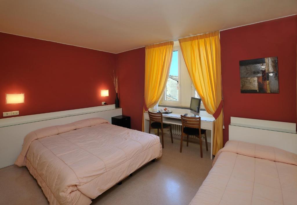 Hotel Eden Перуджа Екстериор снимка